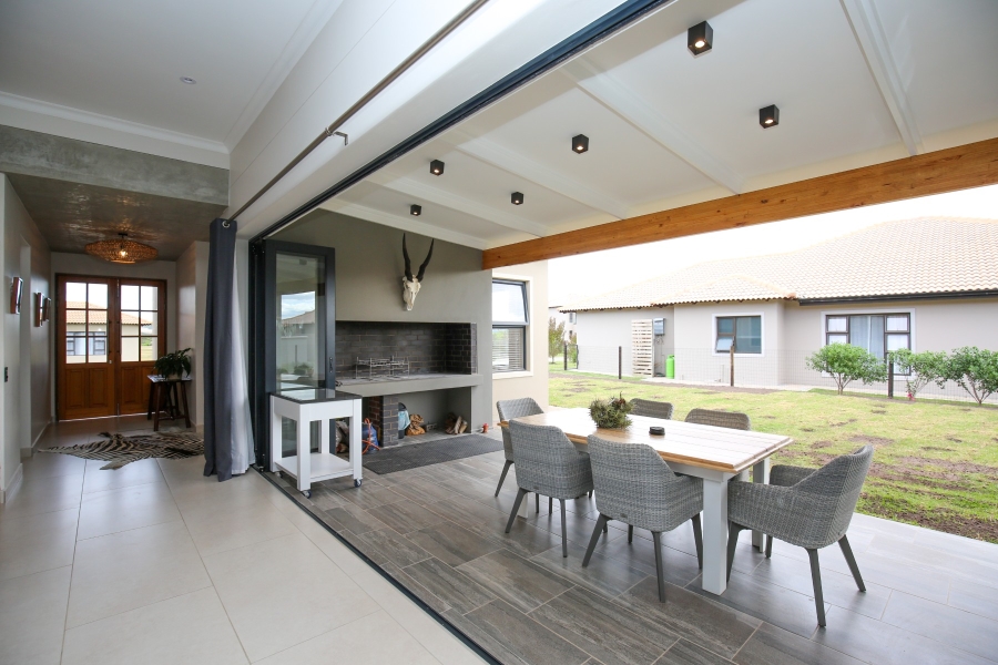3 Bedroom Property for Sale in The Hill Western Cape